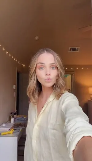Lauren Mae / lauren-mae / liveitlikelauren nude photo #0010