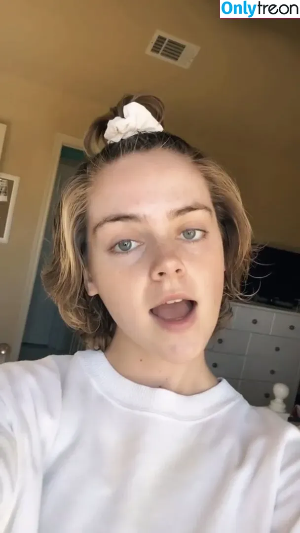 Lauren Mae nude photo #0007 (lauren-mae / liveitlikelauren)