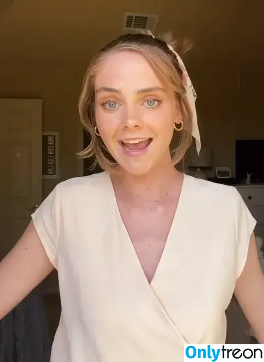 Lauren Mae nude photo #0021 (lauren-mae / liveitlikelauren)