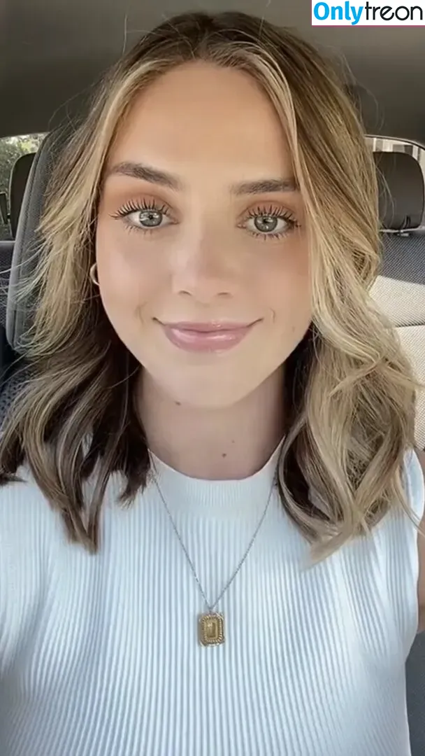 Lauren Mae nude photo #0043 (lauren-mae / liveitlikelauren)