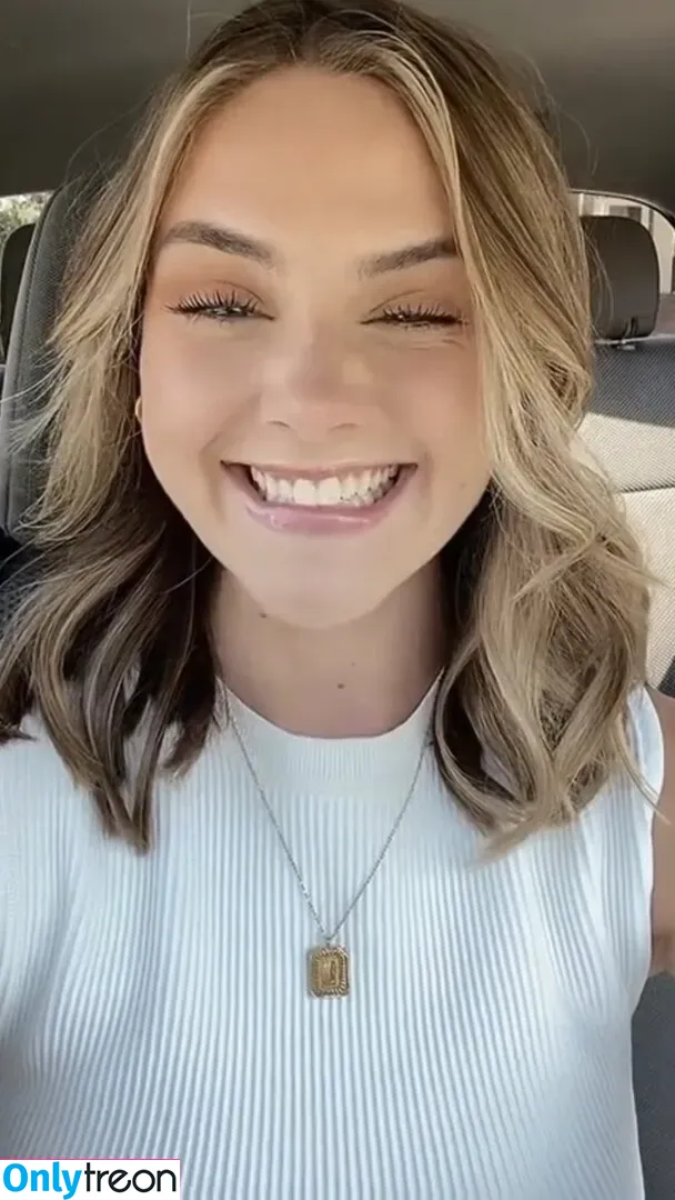 Lauren Mae nude photo #0045 (lauren-mae / liveitlikelauren)