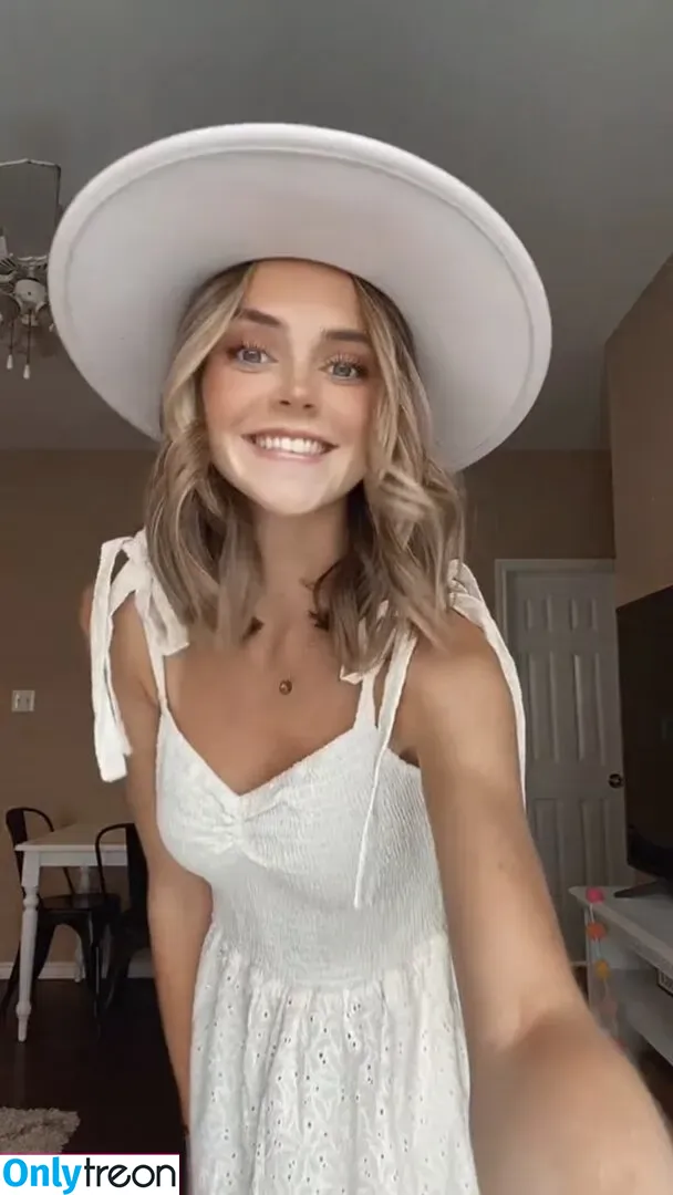 Lauren Mae nude photo #0052 (lauren-mae / liveitlikelauren)