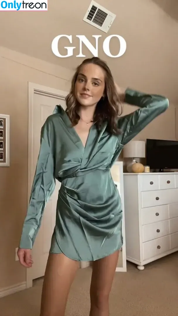 Lauren Mae nude photo #0071 (lauren-mae / liveitlikelauren)