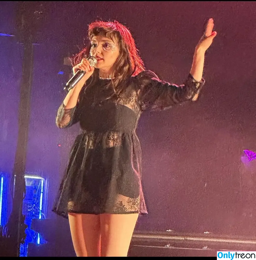 Lauren Mayberry nude photo #0255 (laurenevemayberry)