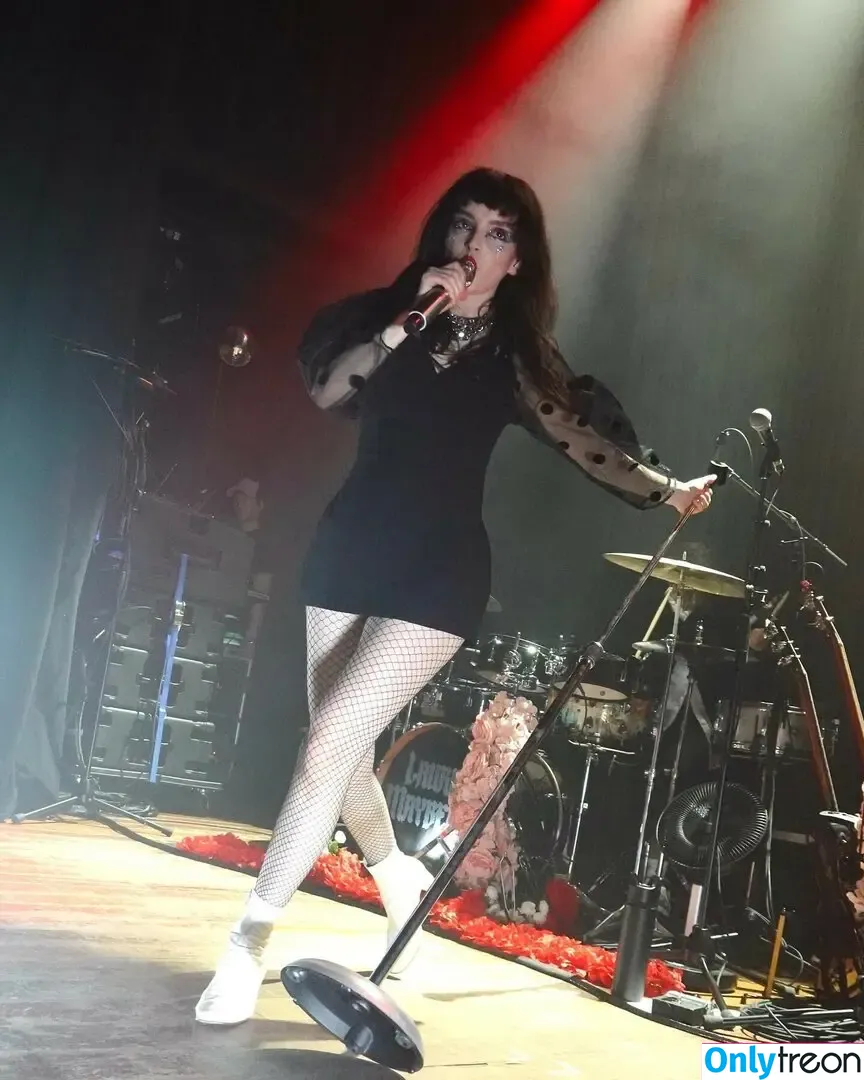 Lauren Mayberry nude photo #0459 (laurenevemayberry)