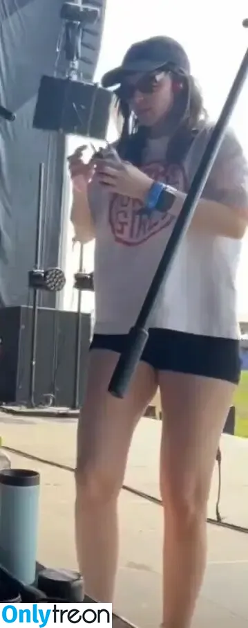Lauren Mayberry nude photo #0939 (laurenevemayberry)