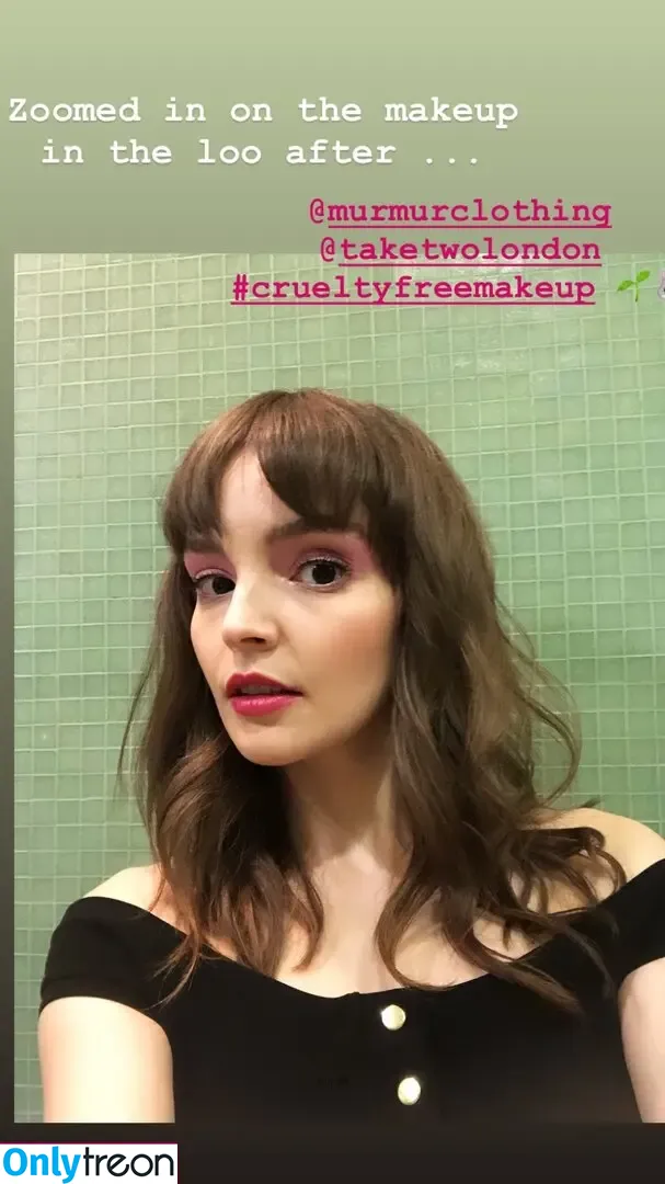 Lauren Mayberry nude photo #1005 (laurenevemayberry)