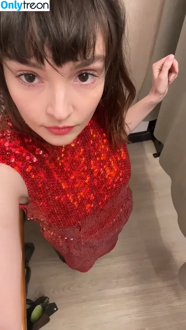 Lauren Mayberry nude photo #1042 (laurenevemayberry)