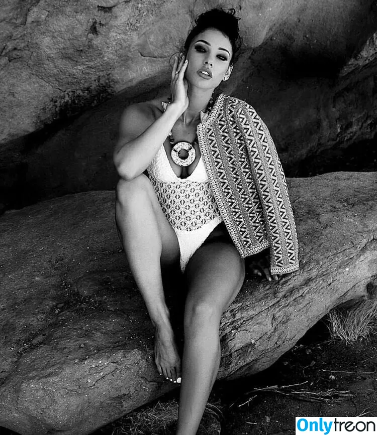 Lauren Racine Wood nude photo #0036 (Lolodoom / Lolowood_)