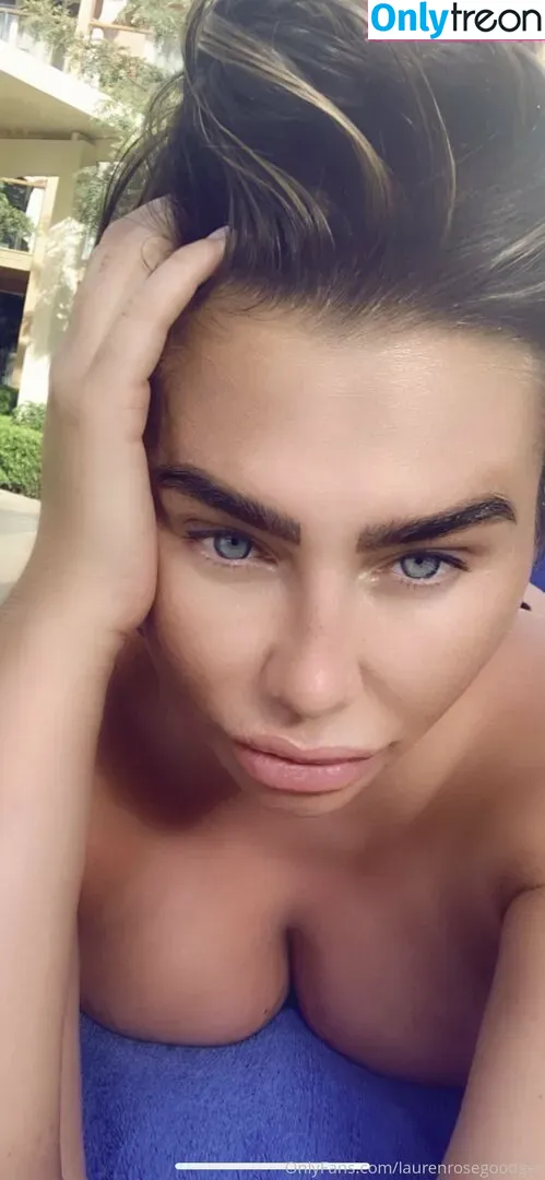 Lauren Rose Goodger nude photo #0025 (laurengoodger / laurenrgoodger / laurenrosegoodger)