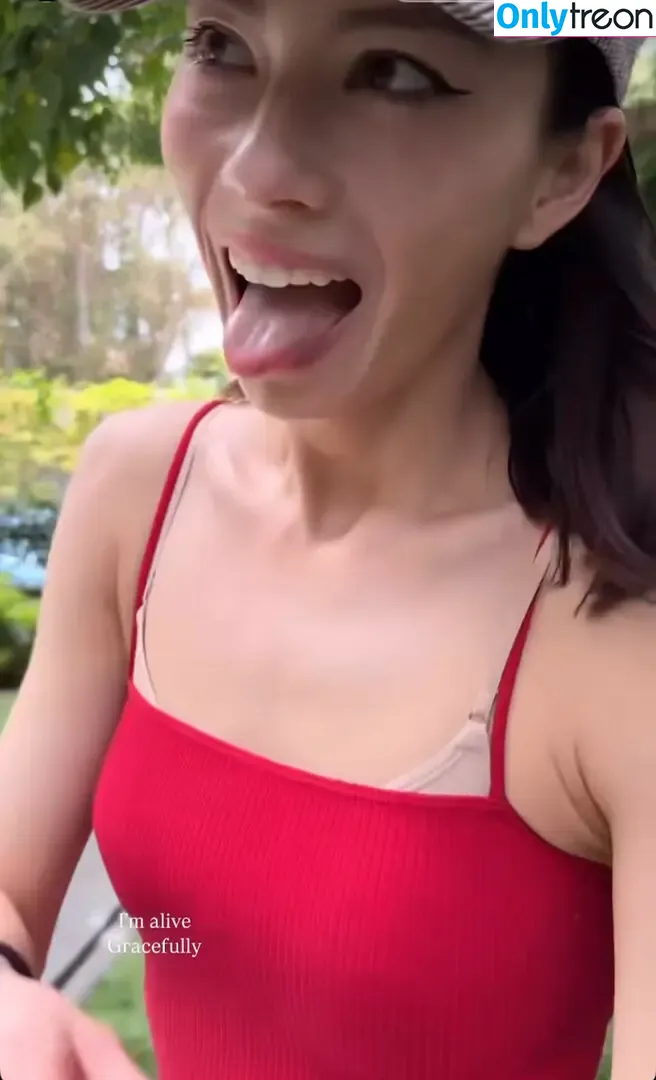 Lauren Tsai nude photo #0362 (laurentsai)