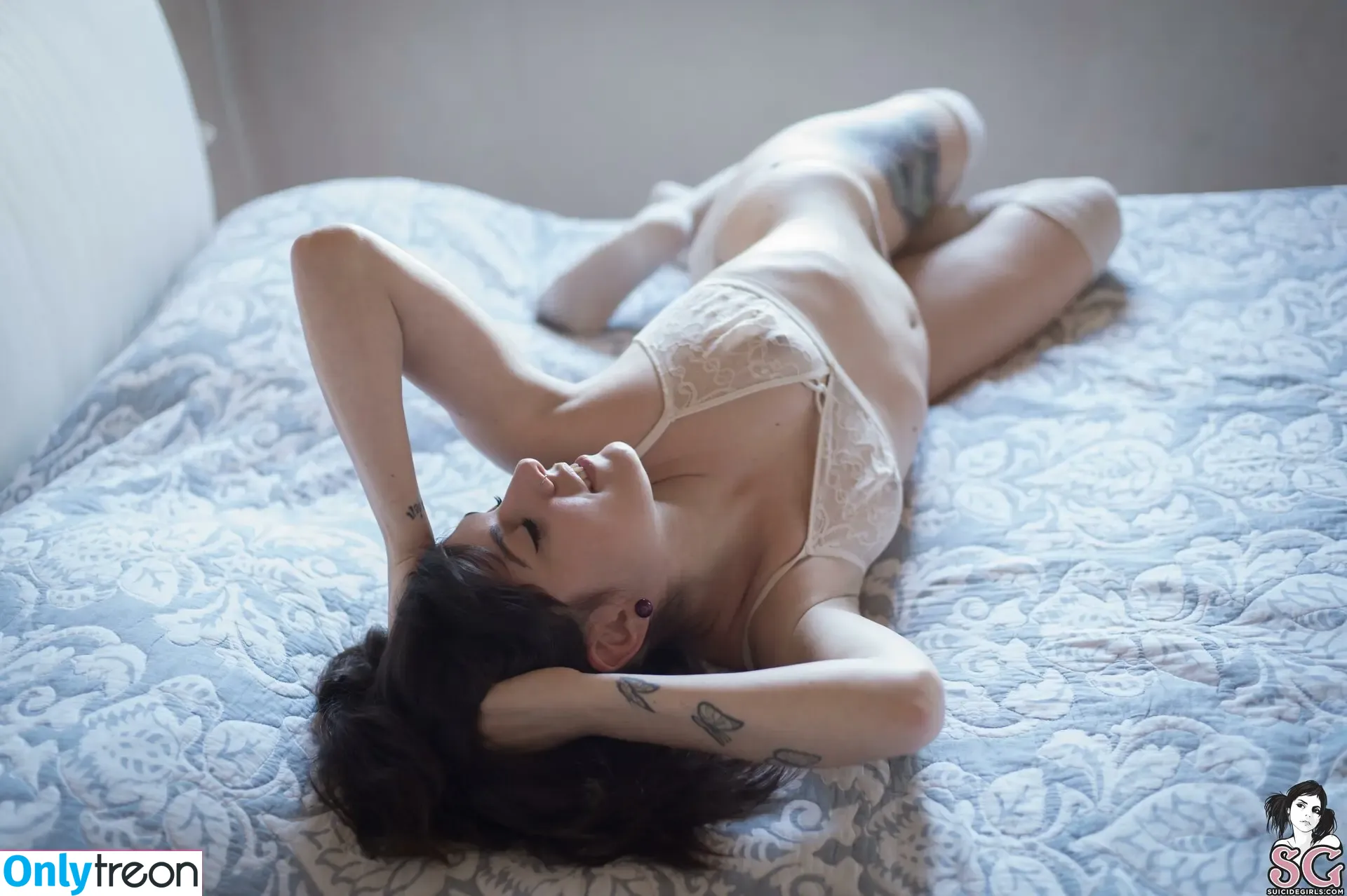 Lauretta nude photo #0079 (lauretta_me)