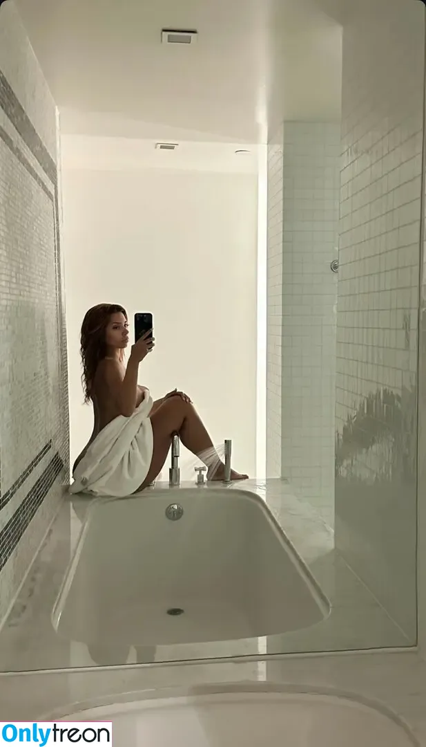 laurgmzz nude photo #0434 (angelgmzz)