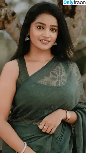 Lavanya Manickam / lavanyamanickam_offl nude photo #0085