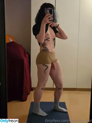 Lavendersmol nude photo #0095