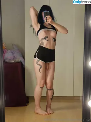 Lavendersmol nude photo #0104
