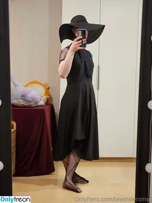 Lavendersmol nude photo #0141