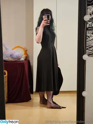 Lavendersmol nude photo #0142