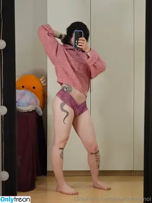 Lavendersmol nude photo #0202