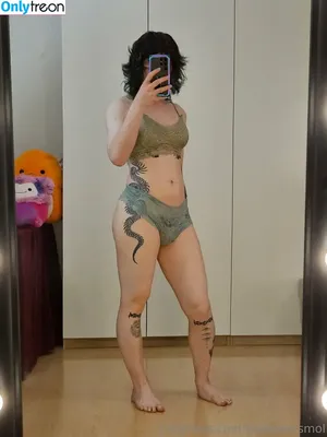 Lavendersmol nude photo #0234