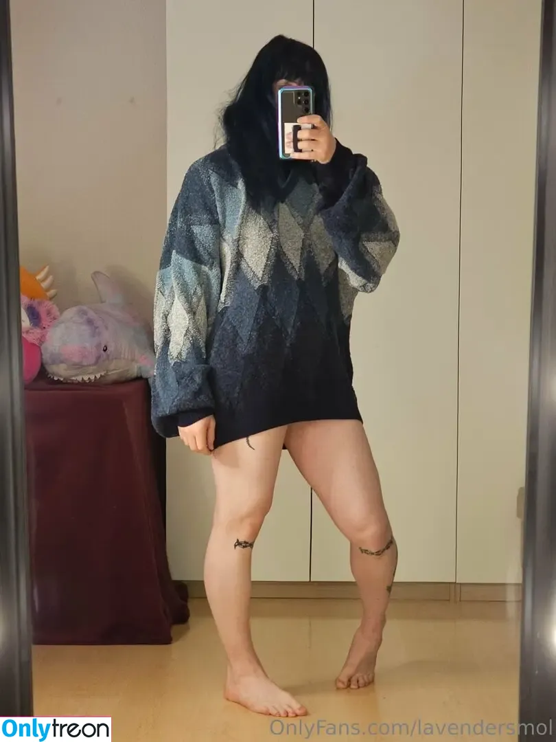 Lavendersmol nude photo #0017 (Lavendersmol)
