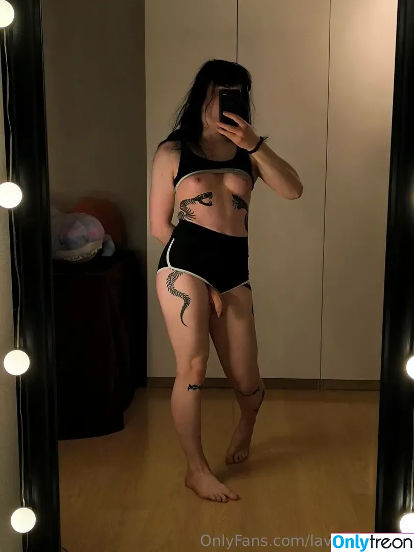 Lavendersmol nude photo #0062 (Lavendersmol)