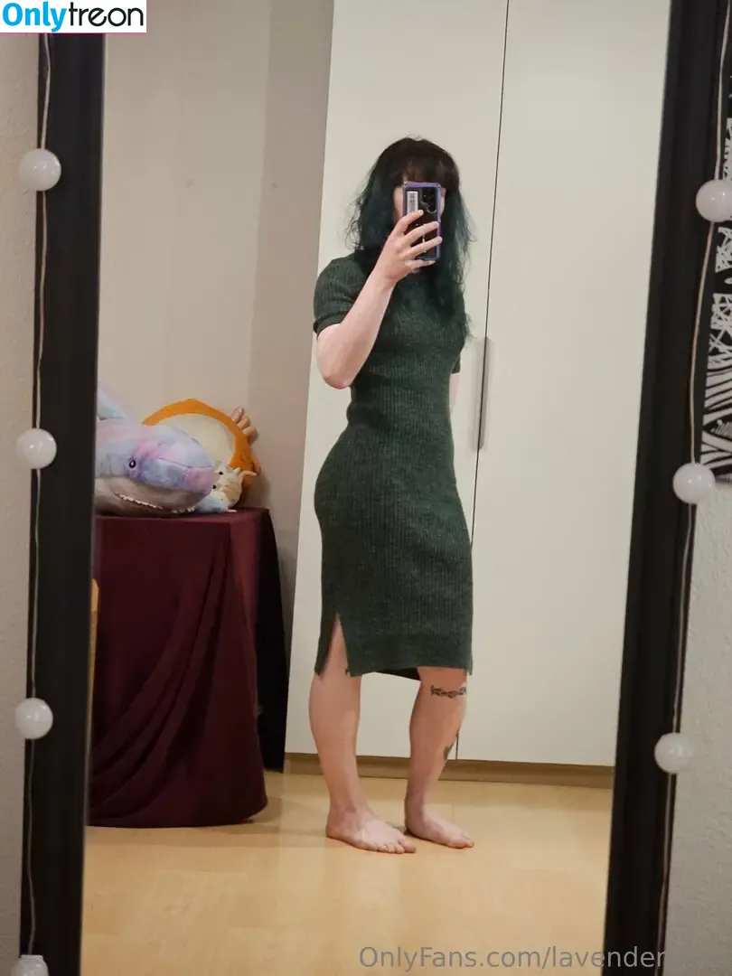 Lavendersmol nude photo #0155 (Lavendersmol)