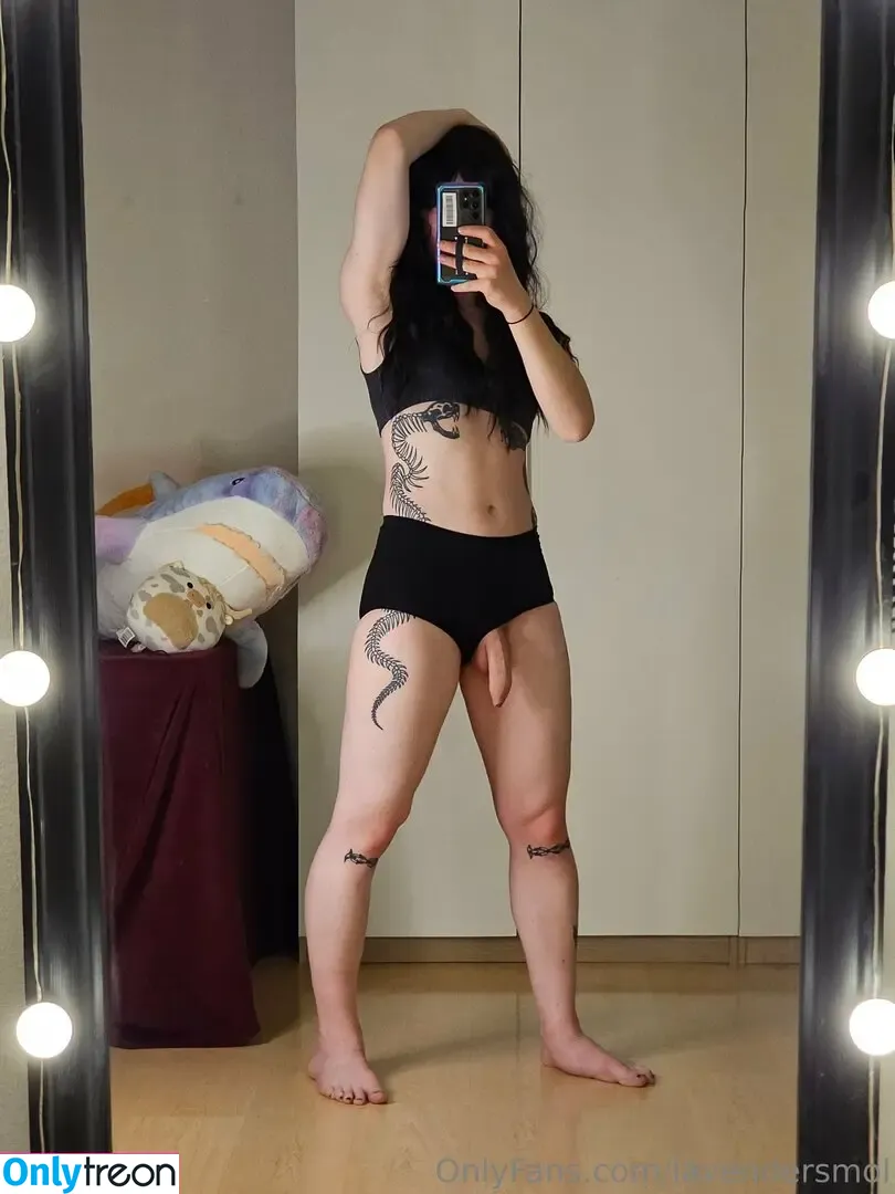 Lavendersmol nude photo #0171 (Lavendersmol)