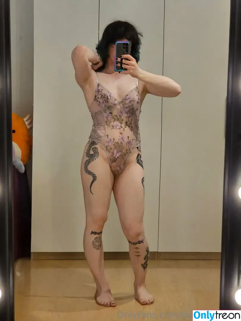 Lavendersmol nude photo #0182 (Lavendersmol)