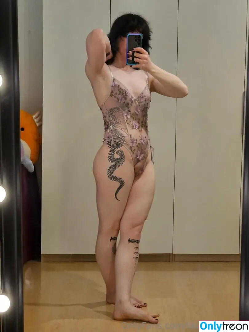 Lavendersmol nude photo #0183 (Lavendersmol)