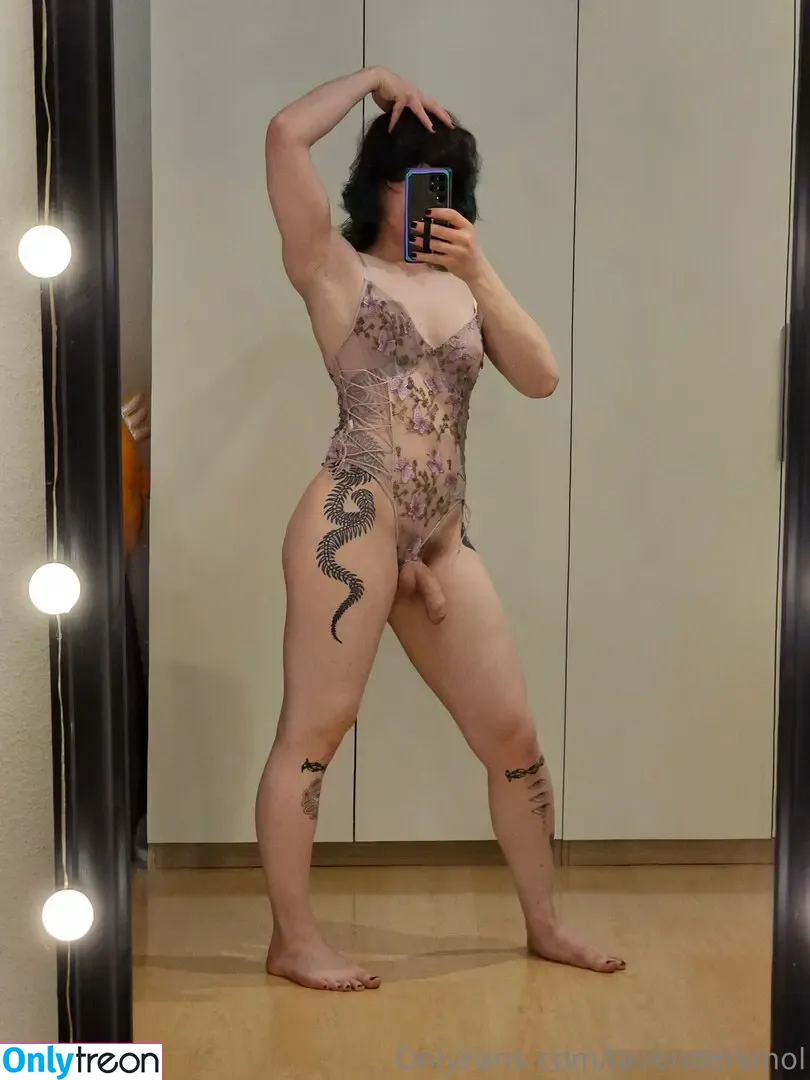 Lavendersmol nude photo #0186 (Lavendersmol)