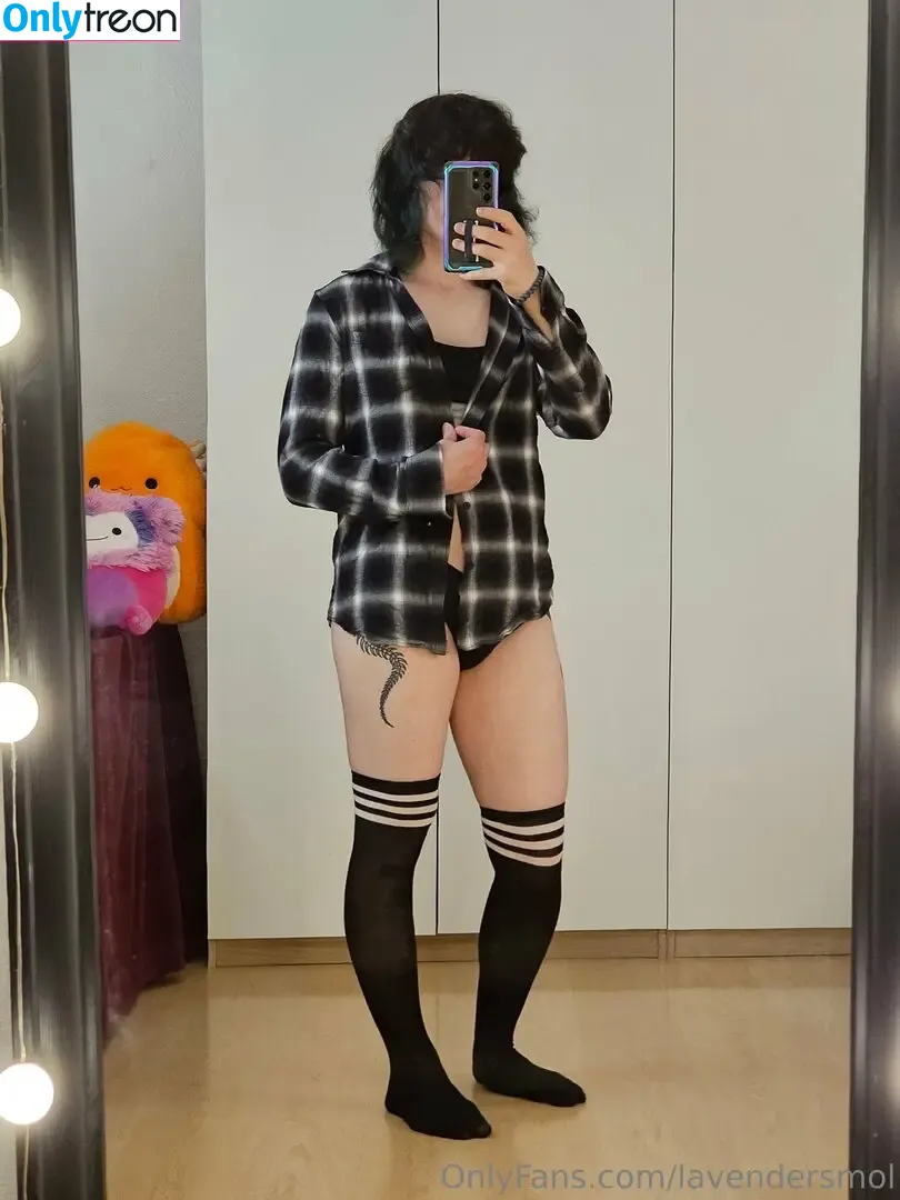 Lavendersmol nude photo #0218 (Lavendersmol)