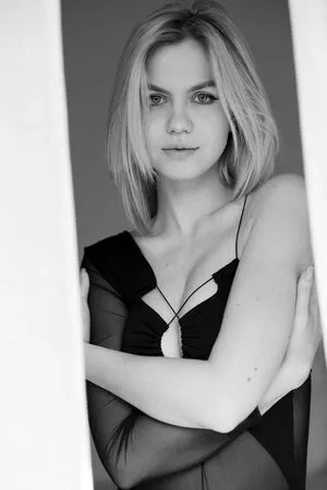 layanadevis / Layana devis nude photo #0123
