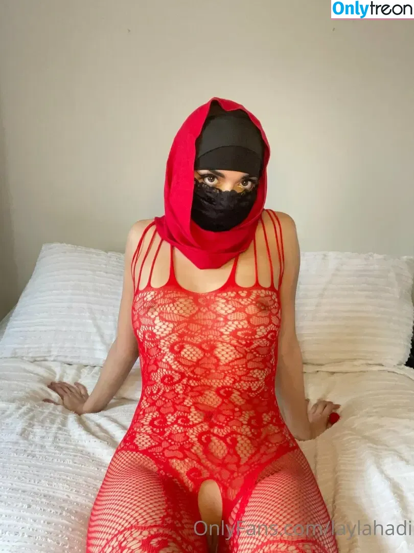laylahadi nude photo #0022 (laylahadi)