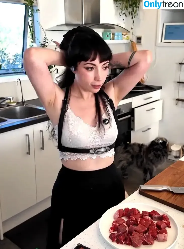 Layna Lazar nude photo #0299 (LaynaLazar)