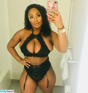 Layton Benton / Mslaytonbenton / reallaytonbenton nude photo #0154