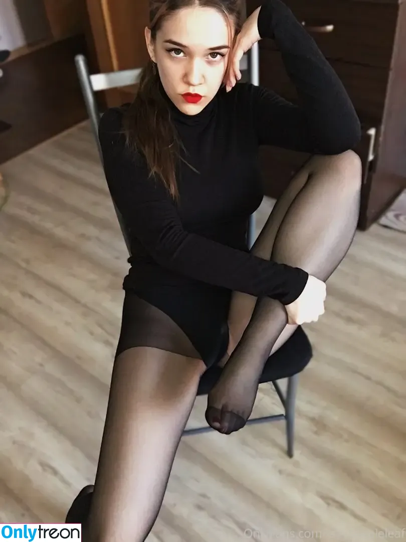 Lazypurpleleaf nude photo #0121 (cutestfeetworld)