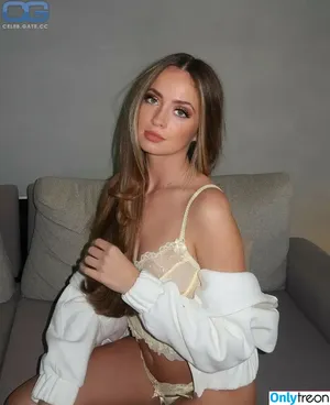 Lea Katharina Maria / leakatharinamaria nude photo #1717