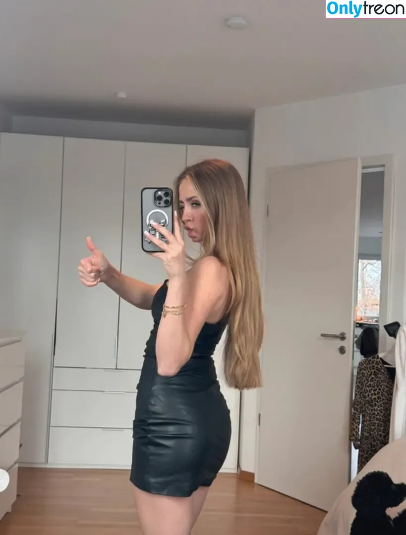 Lea Katharina Maria nude photo #1752 (leakatharinamaria)