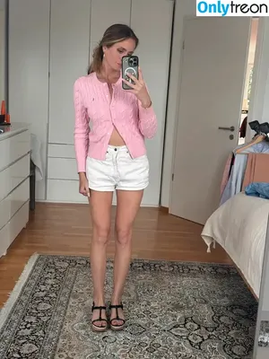 Lea Katharina Maria / leakatharinamaria nude photo #2067
