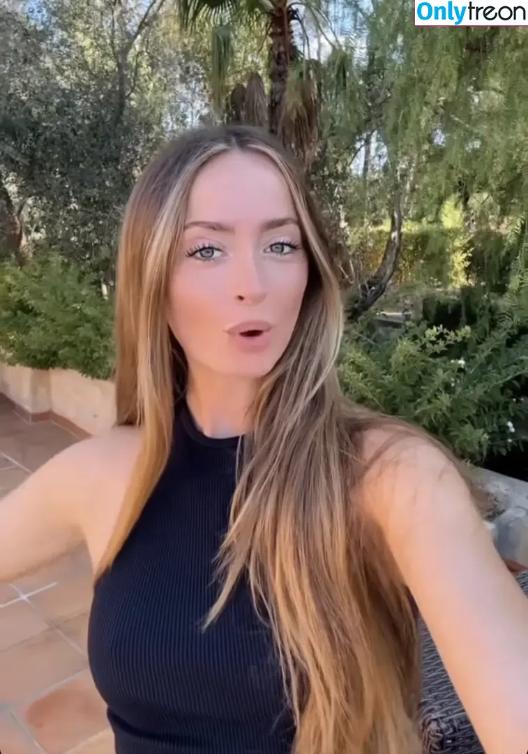Lea Katharina Maria nude photo #2025 (leakatharinamaria)