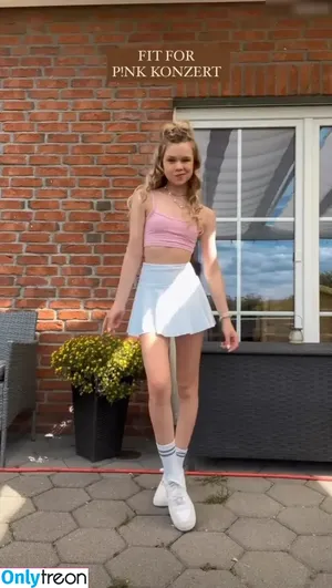 Lea Peach nude photo #0194