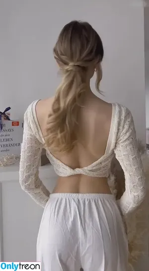 Lea Peach nude photo #0566