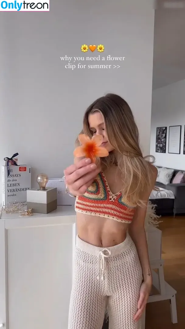 Lea Peach nude photo #0632 (Lea Peach)