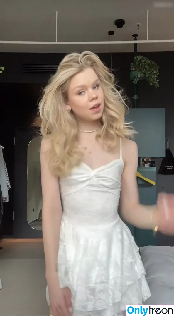 Lea Peach nude photo #1456 (Lea Peach)