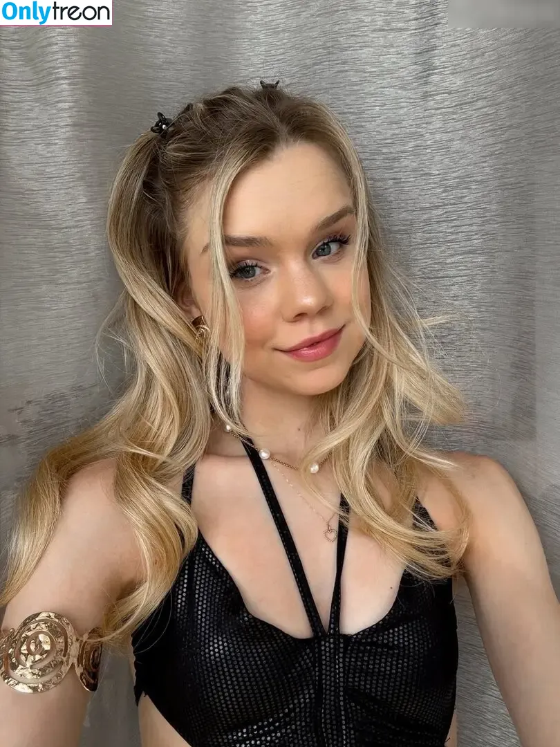 Lea Peach nude photo #1556 (Lea Peach)
