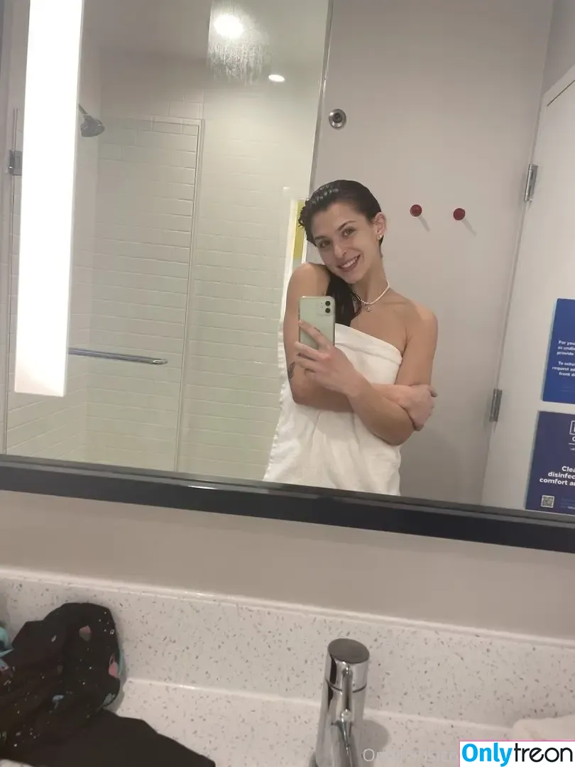 Leah Gotti nude photo #0028 (leahgotti / leahgotti0 / leahgotti___)
