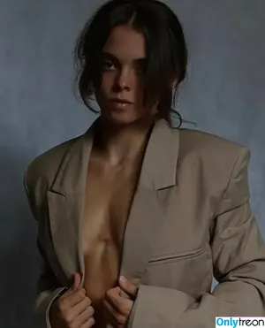 Leahhasler15 / Leahjadehasler15 / learhaylea nude photo #0003