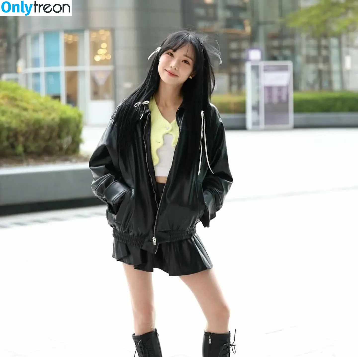 Lee 