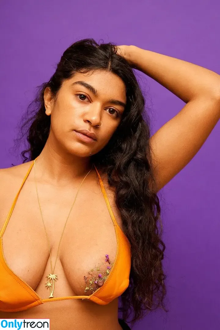 Lee Mariah Armoogam nude photo #0003 (leemoonlove)